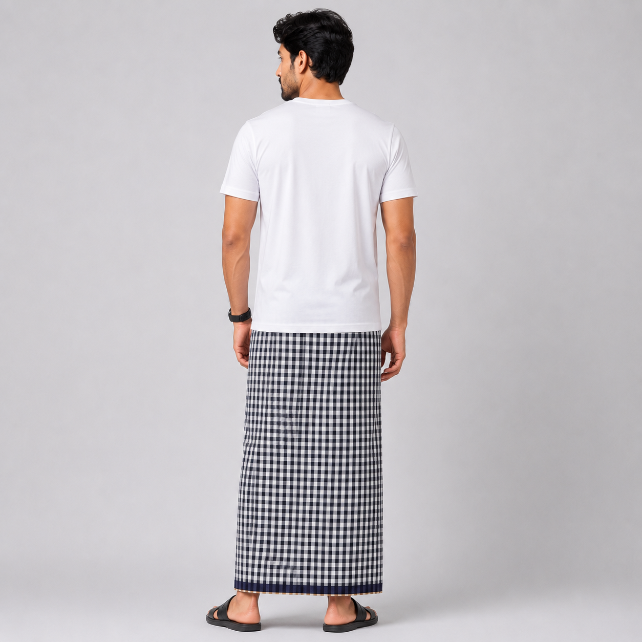 Winner Men's Charcoal checkered Lungi (5.5 Hand) - 44011