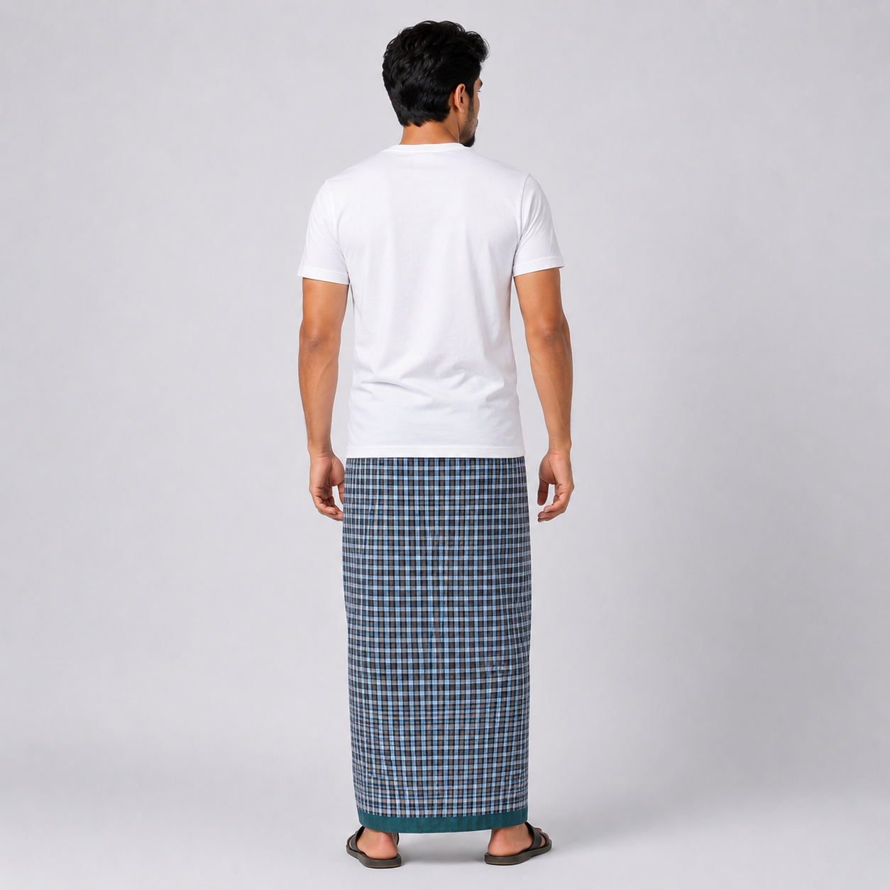 Winner Peacock Green Men's Lungi (5.5 Hand) - 44011
