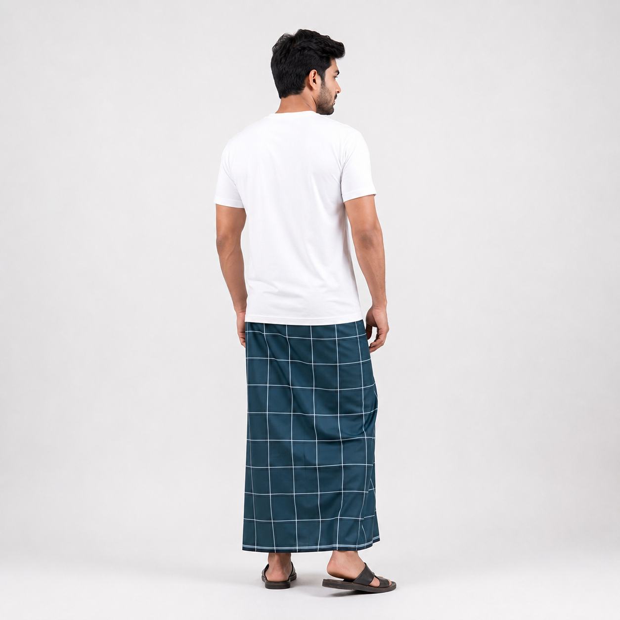 Winner Peacock teal Men's Lungi (5.5 Hand) - 44011