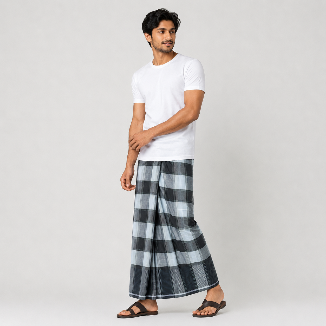Men's Lungi (5.5 Mtr) - COM-3 (6 Pcs Pack)